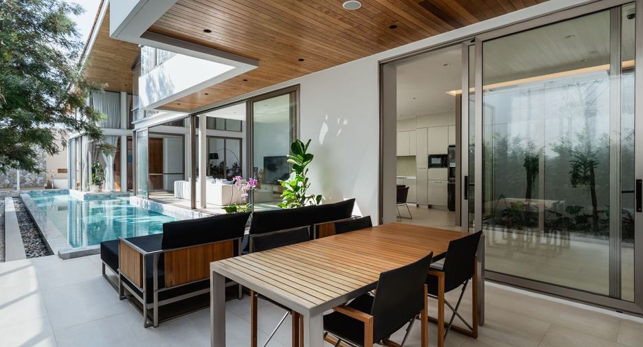 For sale 4 bedrooms villa in Thalang, Phuket