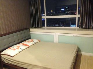 Condo en alquiler de 1 habitaciones en Huai Khwang, Bangkok