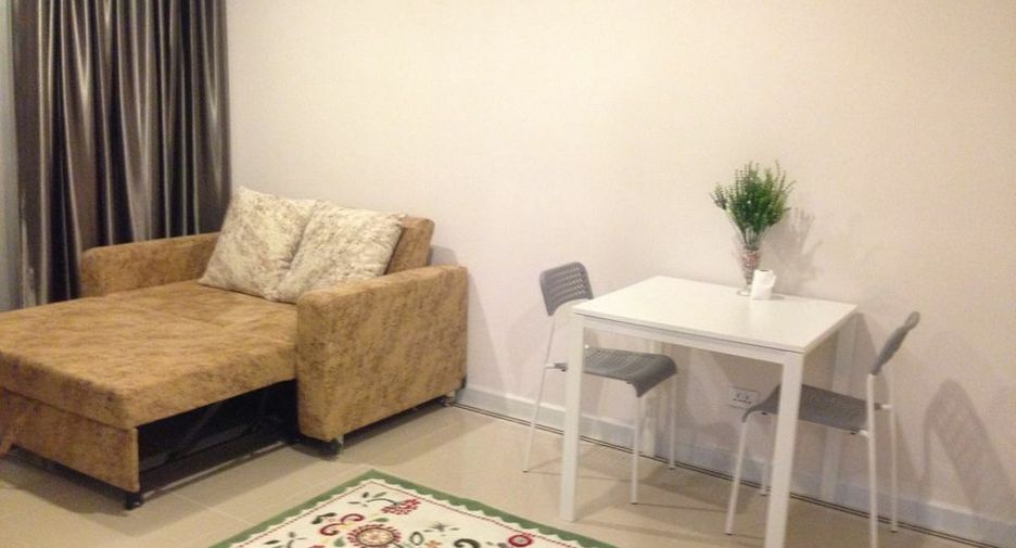Wohnung zur Miete mit 1 Zimmer in Huai Khwang, Bangkok