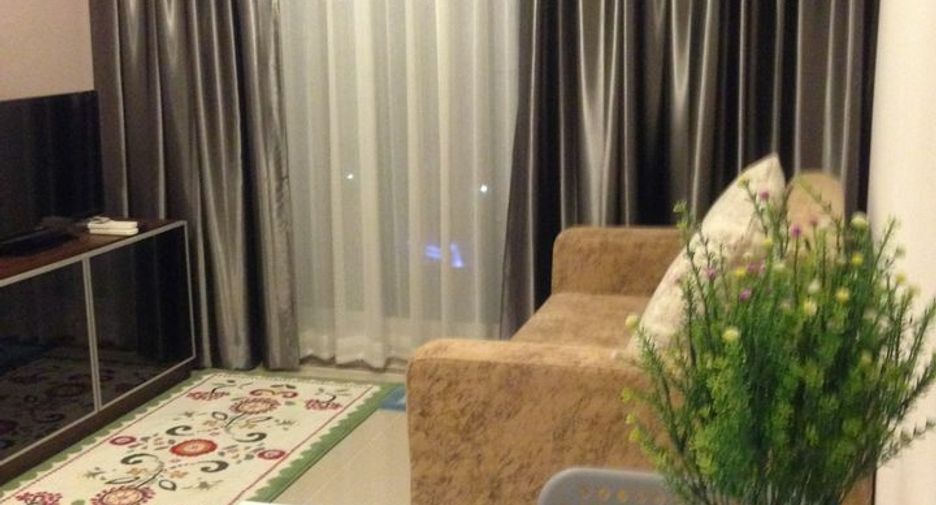 Wohnung zur Miete mit 1 Zimmer in Huai Khwang, Bangkok