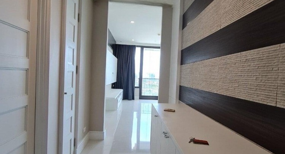 À louer 3 chambres condo à Khlong Toei, Bangkok