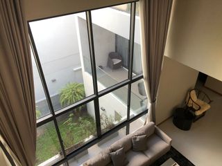 For rent 4 bedrooms house in Huai Khwang, Bangkok