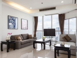 For rent 3 bedrooms apartment in Khlong Toei, Bangkok