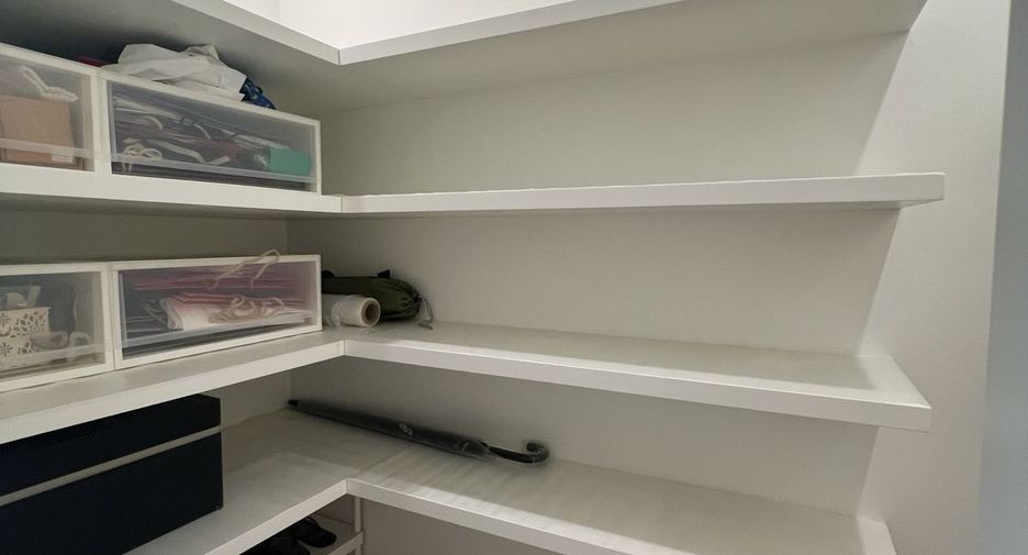 Wohnung zum Kauf und zur Miete mit 2 Zimmer in Sathon, Bangkok