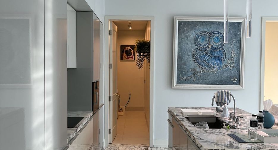 Wohnung zum Kauf und zur Miete mit 2 Zimmer in Sathon, Bangkok