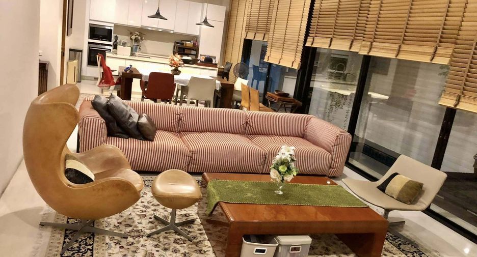 Casa en venta de 5 habitaciones en Bang Kapi, Bangkok