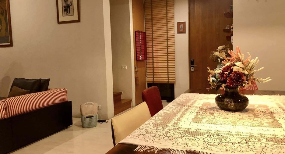 Casa en venta de 5 habitaciones en Bang Kapi, Bangkok