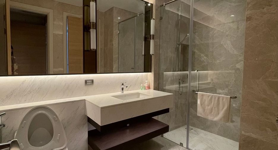 Wohnung zur Miete mit 2 Zimmer in Pathum Wan, Bangkok