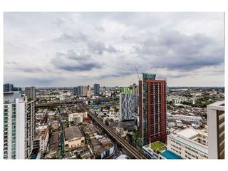 For sale 2 bedrooms condo in Khlong Toei, Bangkok