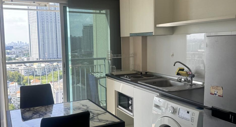 For rent 1 bed condo in Khlong Toei, Bangkok