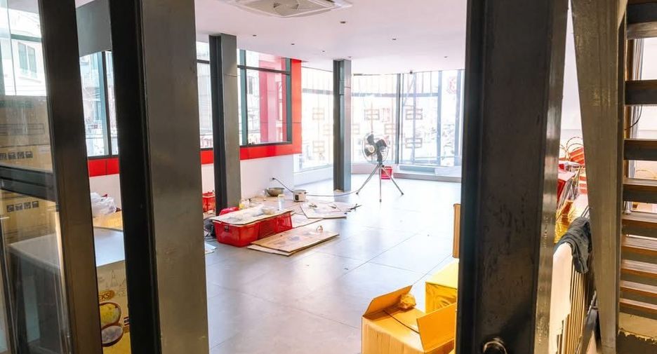 For rent retail Space in Samphanthawong, Bangkok