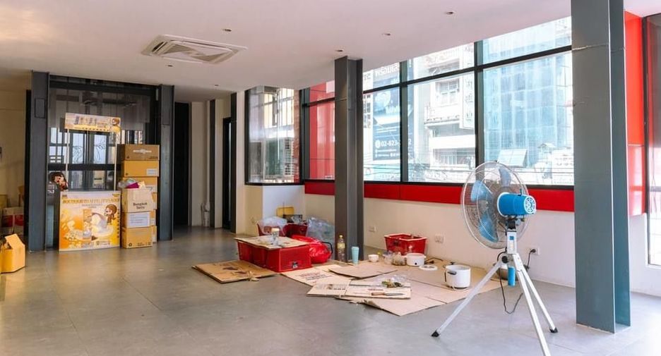 For rent retail Space in Samphanthawong, Bangkok