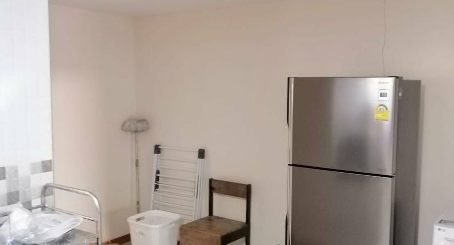Reihenhaus zum Kauf mit 3 Zimmer in Saphan Sung, Bangkok