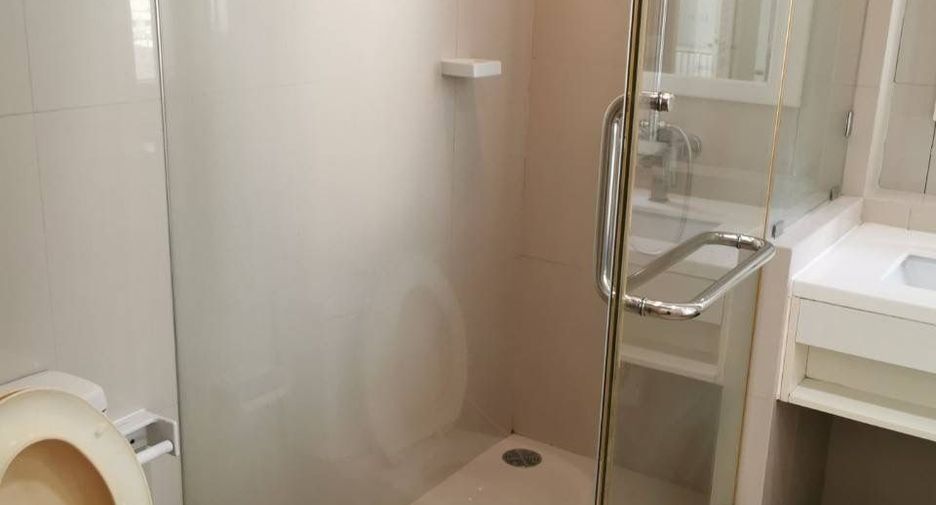 For rent 1 bed condo in Bang Phlat, Bangkok