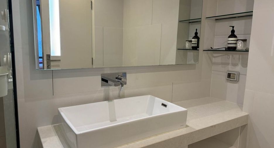 Condo en alquiler de 1 habitaciones en Sathon, Bangkok