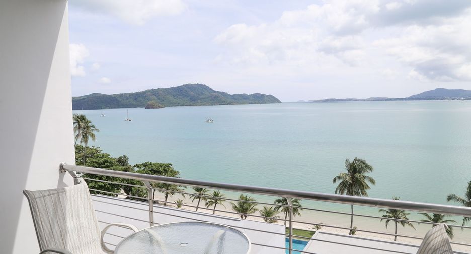 For rent 4 bedrooms villa 