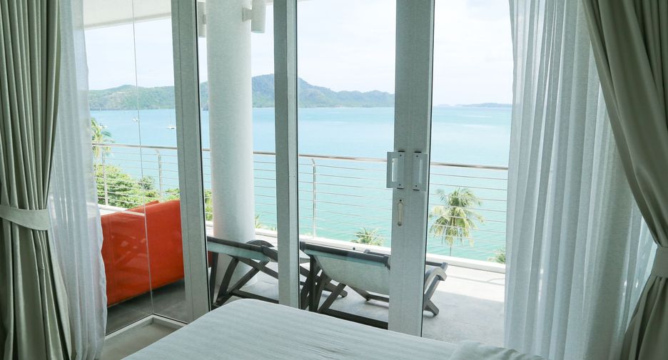 For rent 4 bedrooms villa 