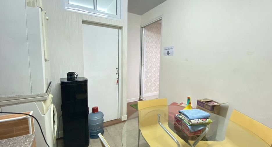 ให้เช่า 3 ห้องนอน ทาวน์เฮ้าส์ ใน ยานนาวา, กรุงเทพฯ