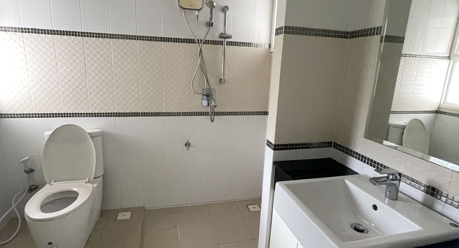 For sale 4 bedrooms house in Mueang Phuket, Phuket