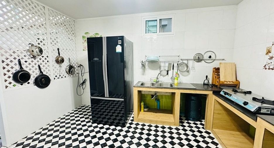 For sale 4 bedrooms house in Mueang Phuket, Phuket