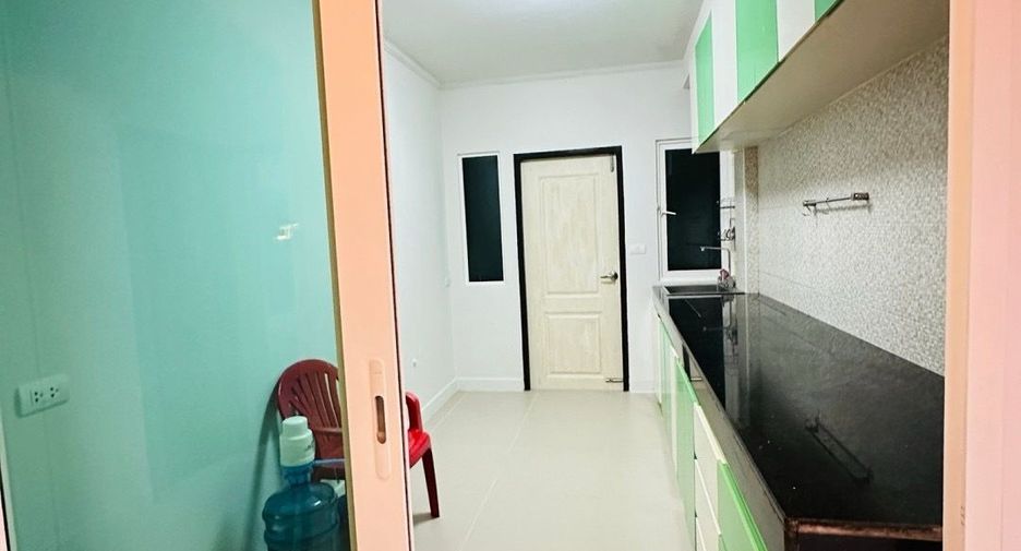 For sale 4 bedrooms house in Mueang Phuket, Phuket