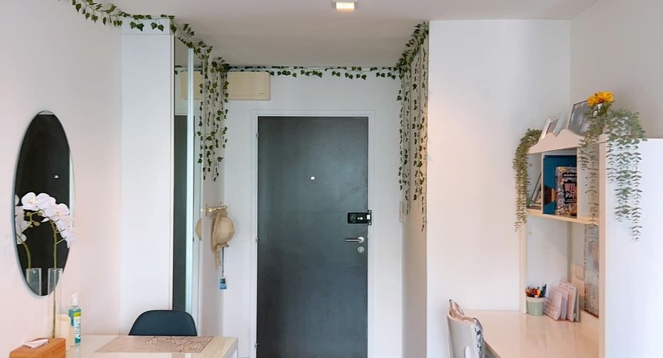 For rent 2 bedrooms condo in Mueang Samut Prakan, Samut Prakan