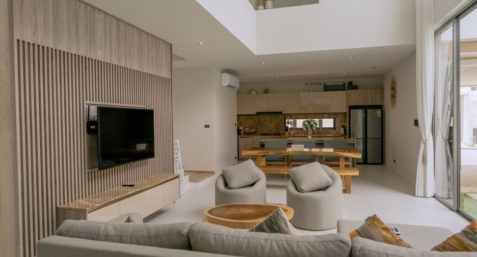 For sale 4 bedrooms villa in Thalang, Phuket