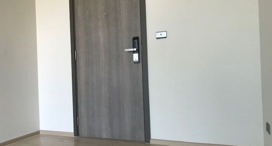 Продажа 1 кровать кондо в Тхон Бури, Бангкок