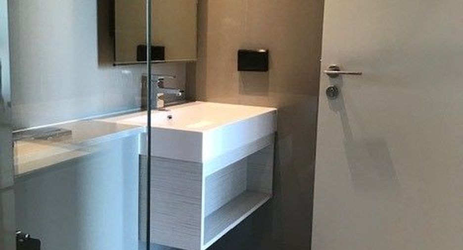 Продажа 1 кровать кондо в Тхон Бури, Бангкок
