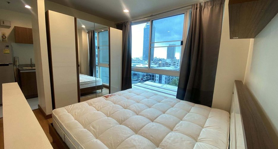 For sale studio condo in Bang Rak, Bangkok