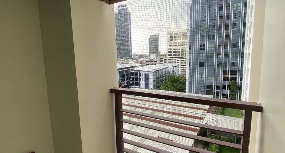 For sale studio condo in Bang Rak, Bangkok