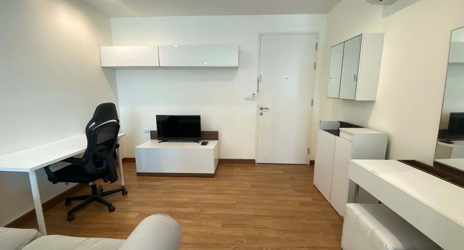 For sale studio condo in Bang Rak, Bangkok