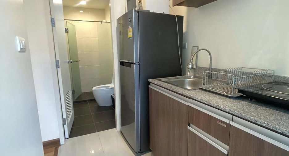 For sale studio condo in Bang Rak, Bangkok