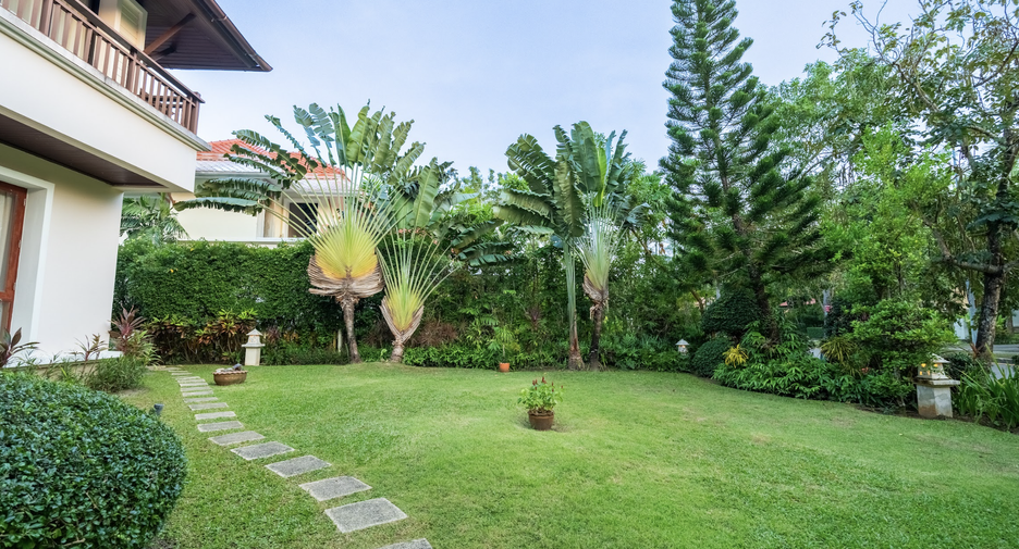 For sale 4 bedrooms villa in Thalang, Phuket