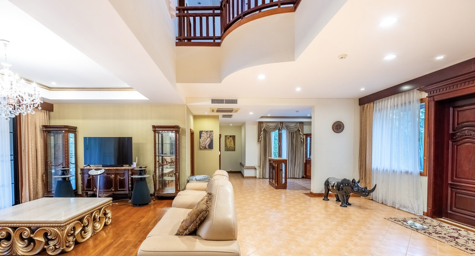 For sale 4 bedrooms villa in Thalang, Phuket