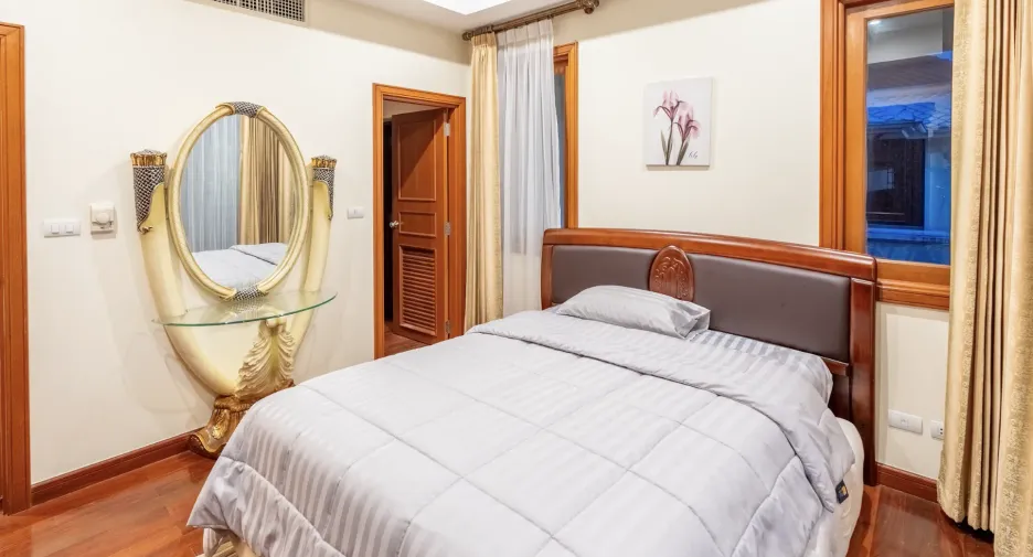 For sale 4 bedrooms villa in Thalang, Phuket