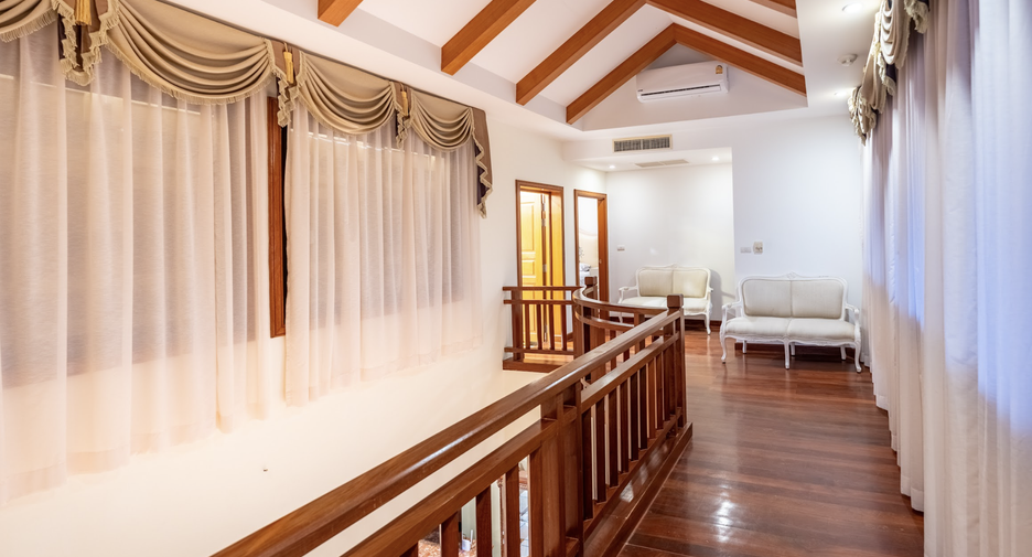 For sale 4 bedrooms villa in Thalang, Phuket