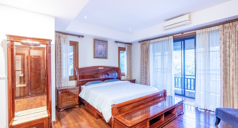 For sale 4 bedrooms villa in Thalang, Phuket