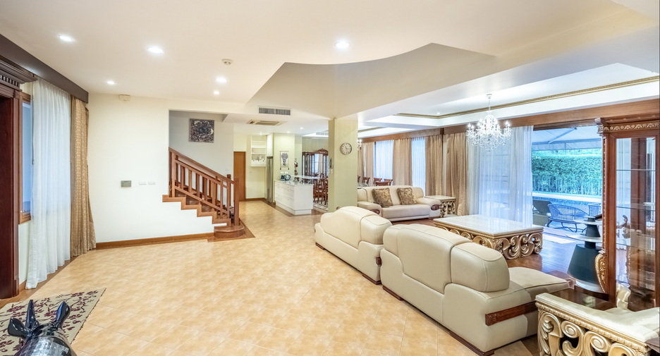 For sale 4 bedrooms villa in Thalang, Phuket