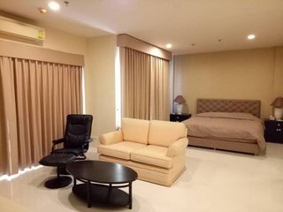 For rent 2 ベッドルーム condo in Khlong San, Bangkok