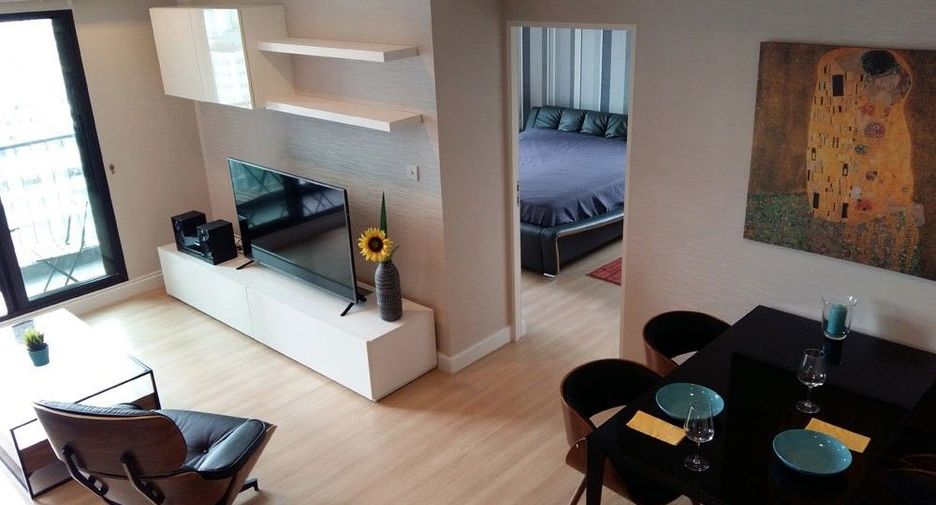 For rent 1 bed condo in Sathon, Bangkok