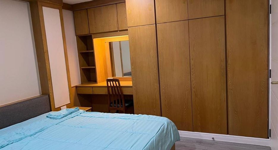 For rent 2 ベッドルーム condo in Watthana, Bangkok