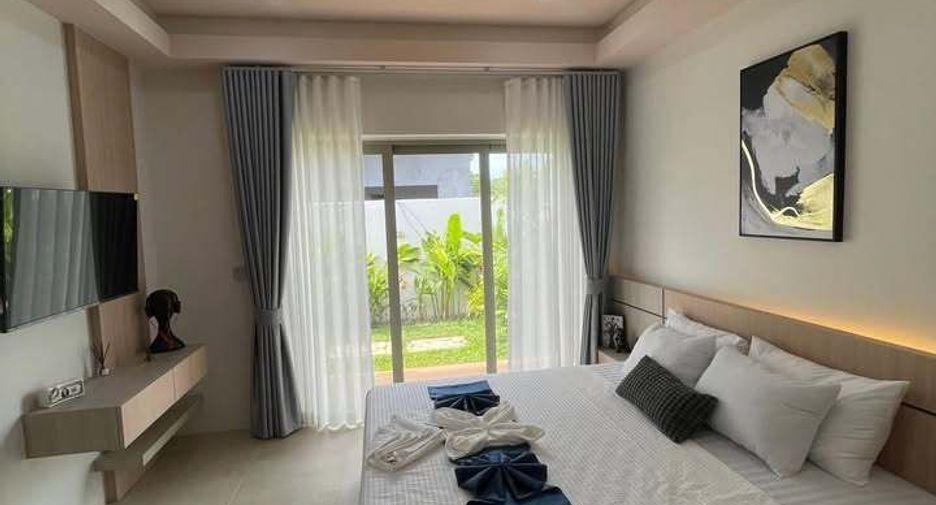 For rent 3 bedrooms villa in Mueang Phuket, Phuket