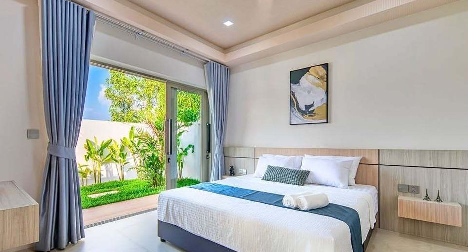 For rent 3 bedrooms villa in Mueang Phuket, Phuket