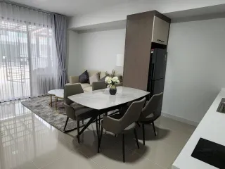 出租 3 卧室 独立屋 在 Bang Phli, Samut Prakan