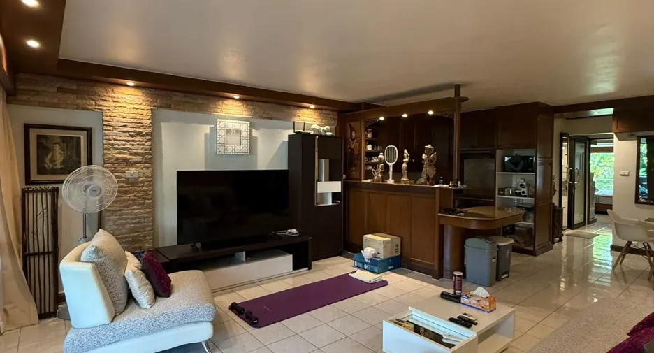 For rent 2 bedrooms apartment 