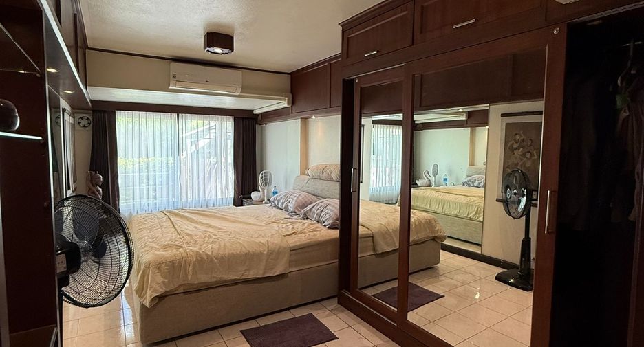 For rent 2 bedrooms apartment 