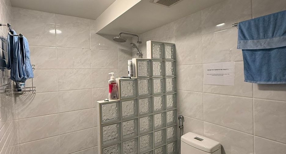 For rent 2 bedrooms apartment 