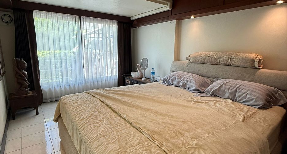 For rent 2 bedrooms apartment 