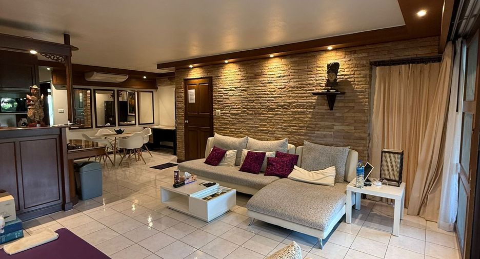 For rent 2 bedrooms apartment 